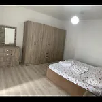 I 2 Apartment *